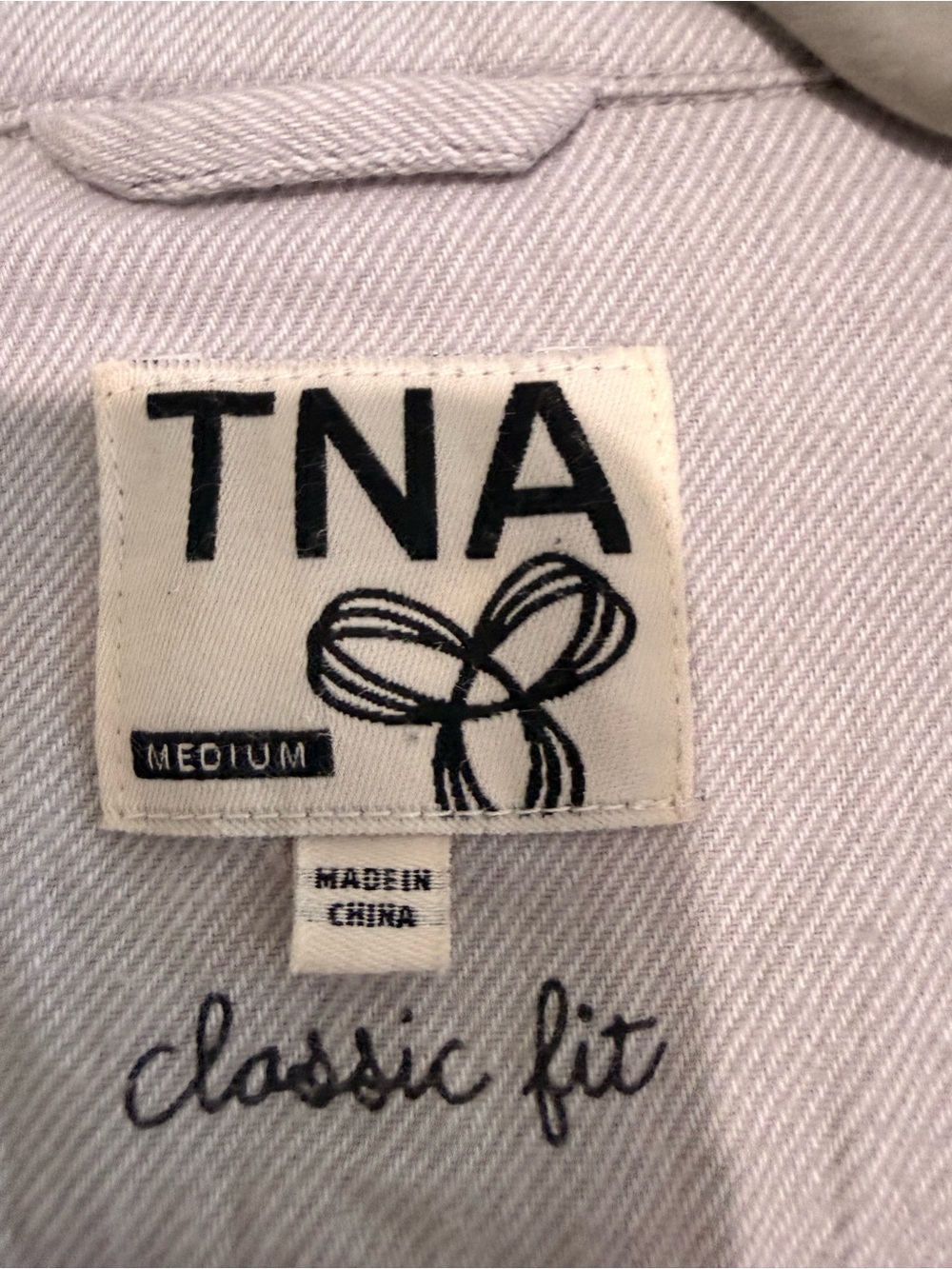 TNA by Aritzia light gray long-sleeve shirt